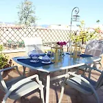 La Casa Del Rio * قرطبة